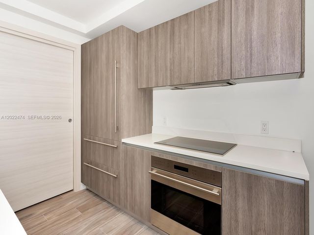801 S Miami Ave 2310, Miami, FL 33131