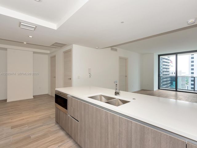 801 S Miami Ave 2310, Miami, FL 33131