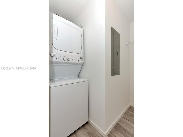 801 S Miami Ave 2310, Miami, FL 33131