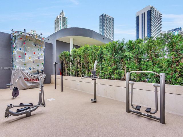 801 S Miami Ave 2310, Miami, FL 33131