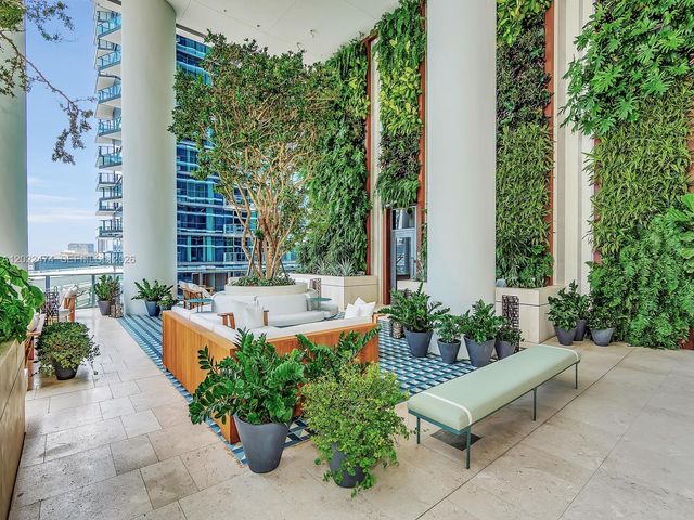 801 S Miami Ave 2310, Miami, FL 33131