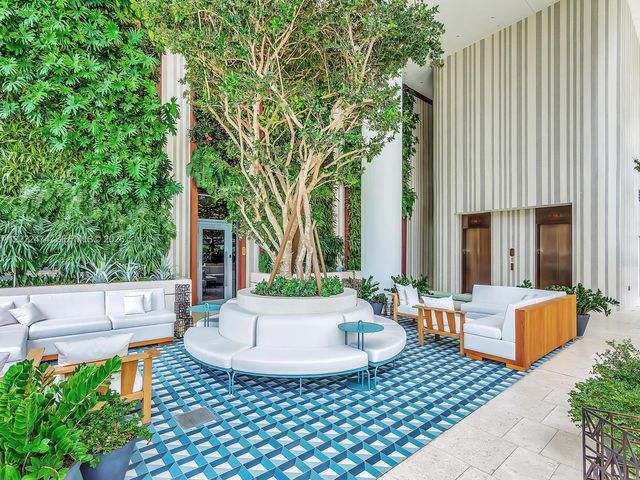 801 S Miami Ave 2310, Miami, FL 33131