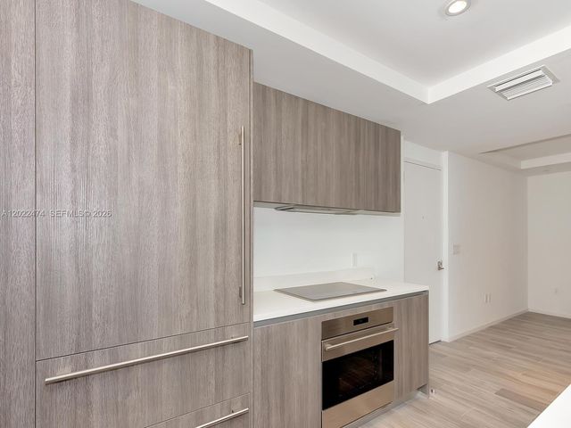 801 S Miami Ave 2310, Miami, FL 33131