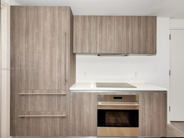 801 S Miami Ave 2310, Miami, FL 33131