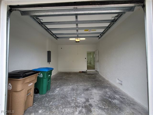 3519 SW Santa Barbara PL 30, Cape Coral, FL 33914