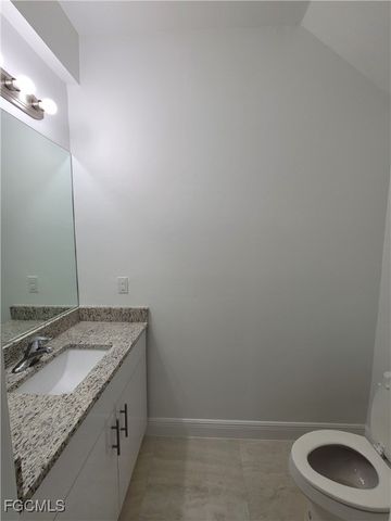 3519 SW Santa Barbara PL 30, Cape Coral, FL 33914