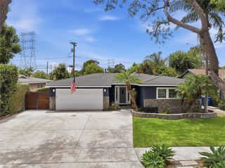 1842 Stevely Avenue, Long Beach, CA 90815
