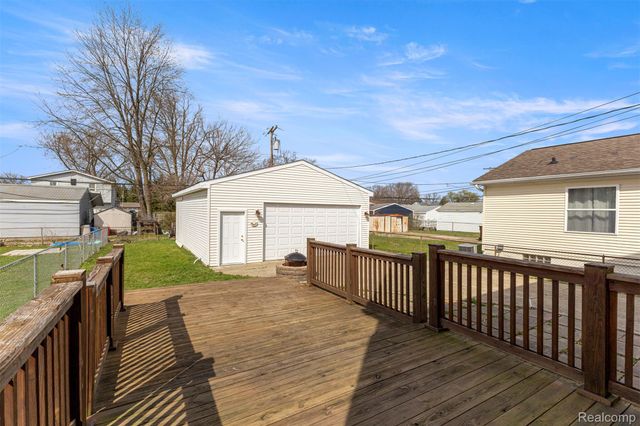 28810 Birchlawn Street, Garden City, MI 48135