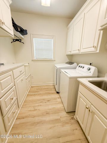 114 Redbud Drive, Brandon, MS 39047