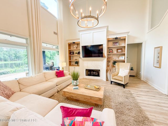 114 Redbud Drive, Brandon, MS 39047
