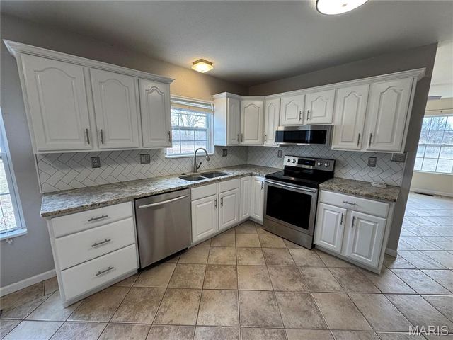 6880 Hillsboro Road, Bonne Terre, MO 63628