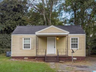 36 WILKES CIRCLE, Midfield, AL 35228