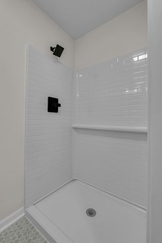 149 Central Cir, Sparta, TN 38583