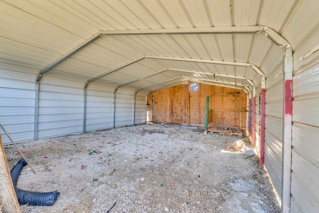 149 Central Cir, Sparta, TN 38583