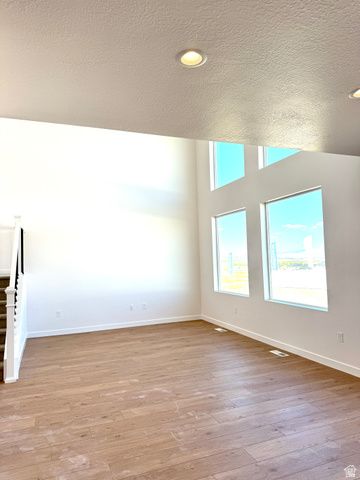 3605 E LAKOTA DR #602, Eagle Mountain, UT 84005