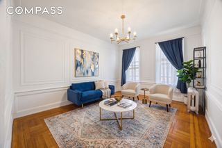 179 Ocean Parkway # 4H, New York City, NY 11218
