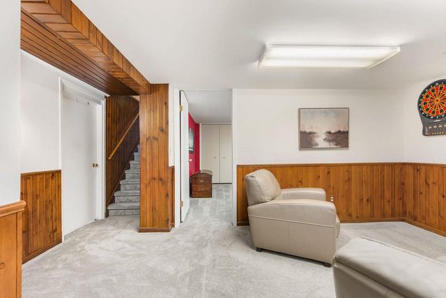 585 N Perry Parkway, Oregon, WI 53575