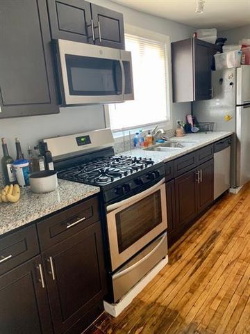 1901 S Ruble Street, Chicago, IL 60616