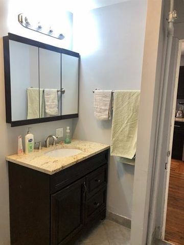 1901 S Ruble Street, Chicago, IL 60616