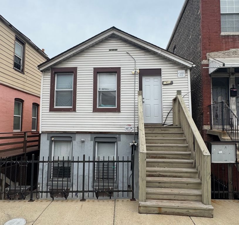 1901 S Ruble Street, Chicago, IL 60616