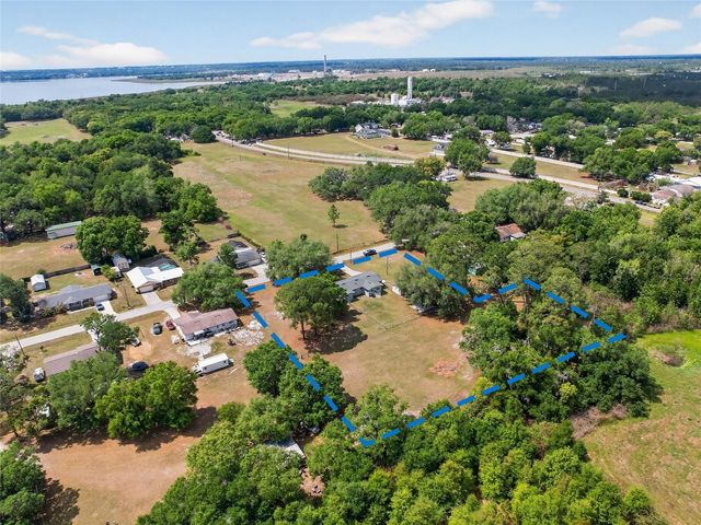 2015 SANDFORD ROAD, Lakeland, FL 33801