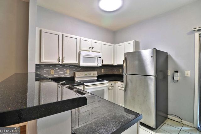 398 Paden Cove Trail, Lawrenceville, GA 30044