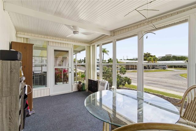 5402 CHATEAU LANE, Bradenton, FL 34207