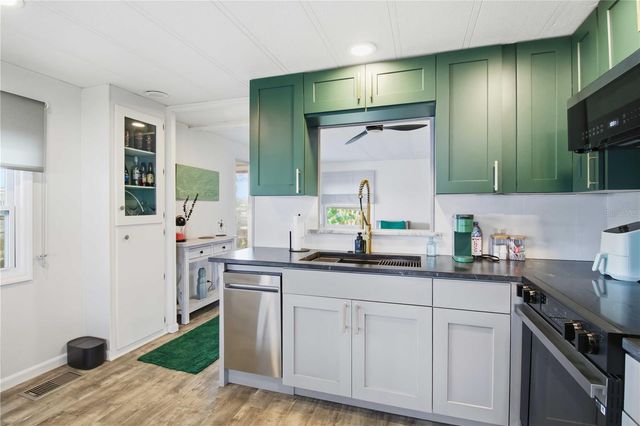 5402 CHATEAU LANE, Bradenton, FL 34207