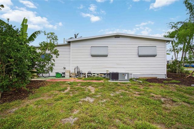 5402 CHATEAU LANE, Bradenton, FL 34207
