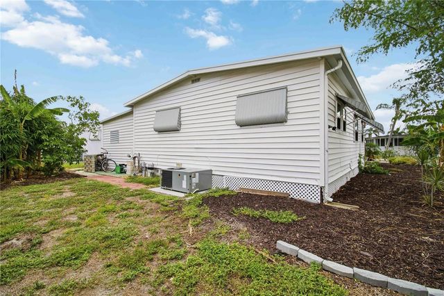 5402 CHATEAU LANE, Bradenton, FL 34207