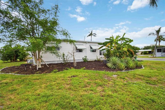 5402 CHATEAU LANE, Bradenton, FL 34207
