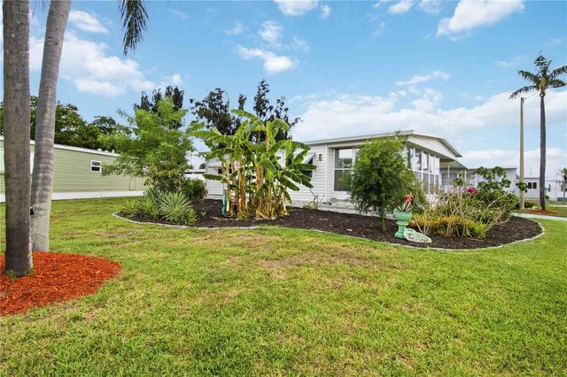 5402 CHATEAU LANE, Bradenton, FL 34207