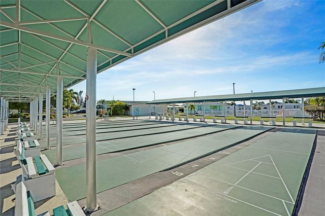 5402 CHATEAU LANE, Bradenton, FL 34207
