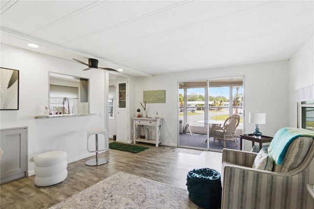 5402 CHATEAU LANE, Bradenton, FL 34207