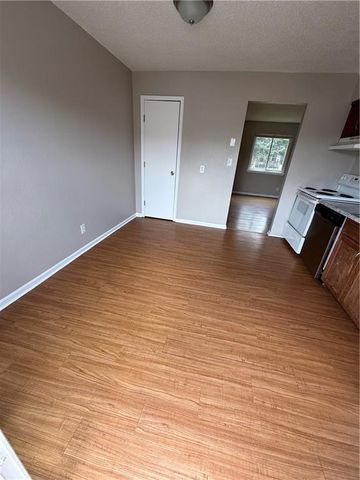2621 N 155th Terrace, Basehor, KS 66007
