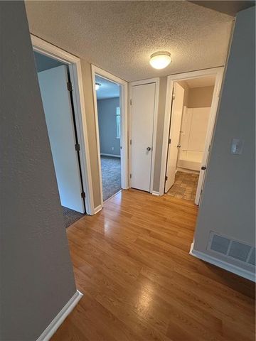 2621 N 155th Terrace, Basehor, KS 66007