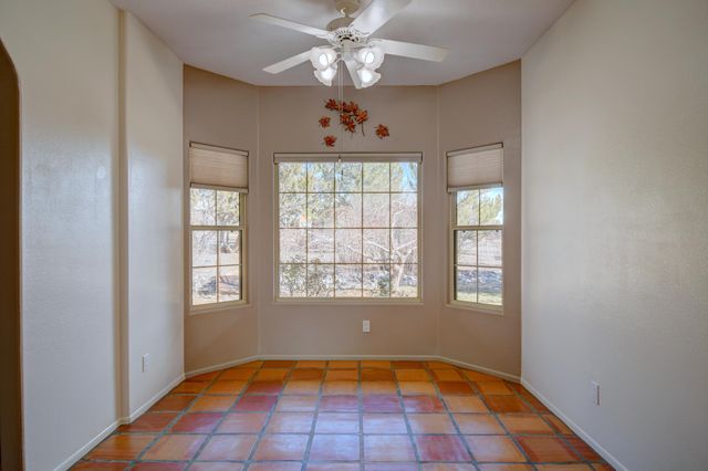 4 Fullerton Road, Edgewood, NM 87015