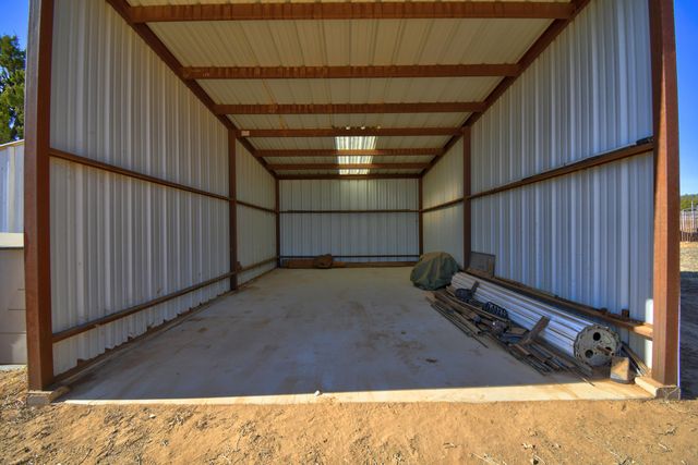 4 Fullerton Road, Edgewood, NM 87015