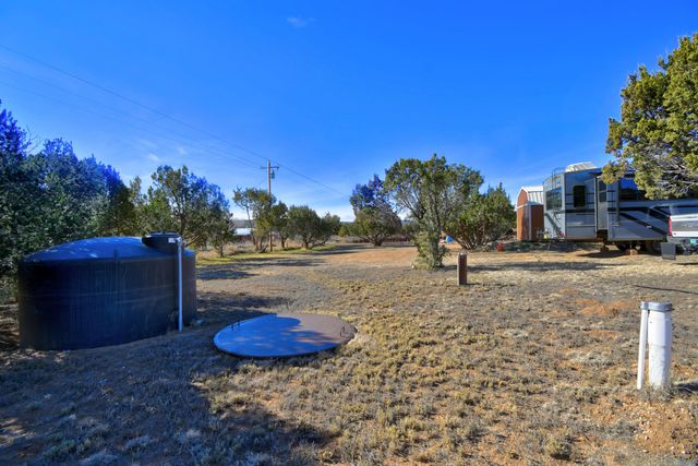 4 Fullerton Road, Edgewood, NM 87015