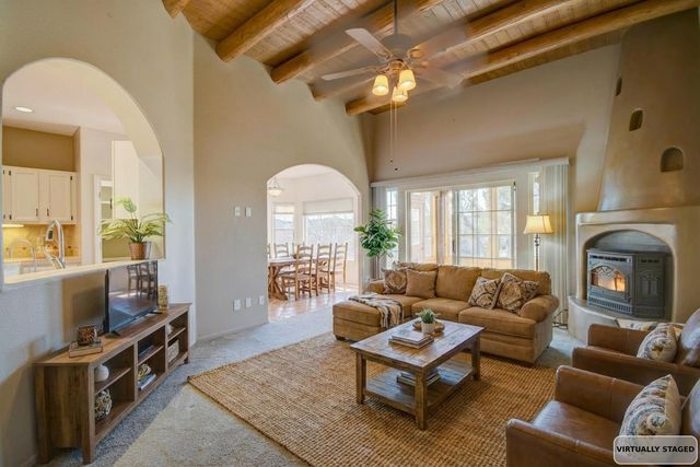 4 Fullerton Road, Edgewood, NM 87015