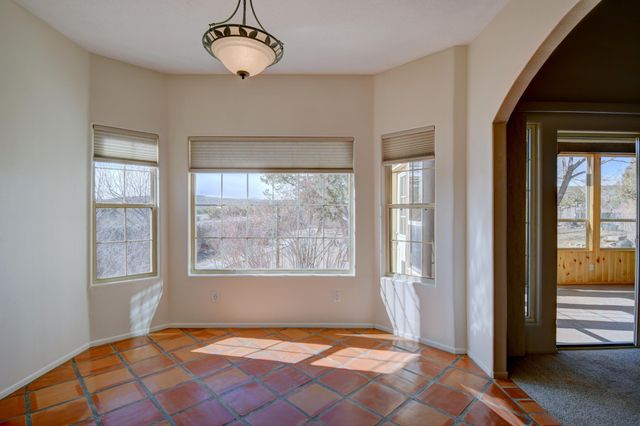 4 Fullerton Road, Edgewood, NM 87015