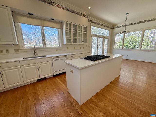 1680 WELLESLEY KNLS, Keswick, VA 22947