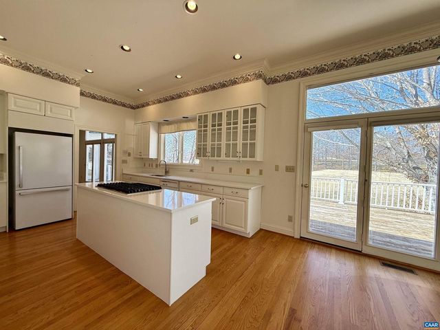 1680 WELLESLEY KNLS, Keswick, VA 22947