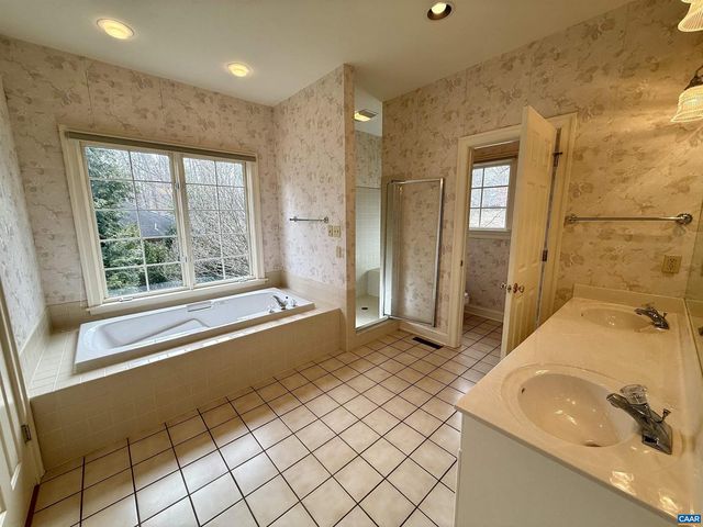 1680 WELLESLEY KNLS, Keswick, VA 22947