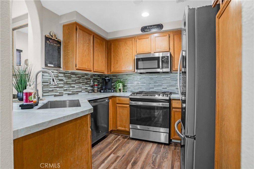 Image 11 of property listing at 39244 TURTLE BAY LANE A, Murrieta, CA 92563