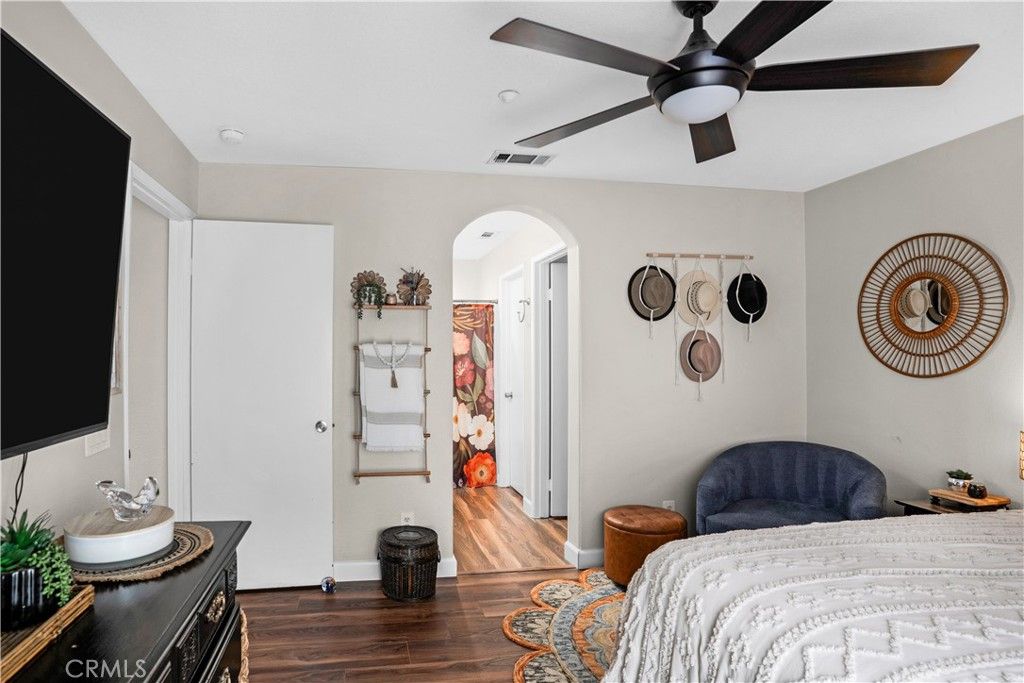 Image 17 of property listing at 39244 TURTLE BAY LANE A, Murrieta, CA 92563