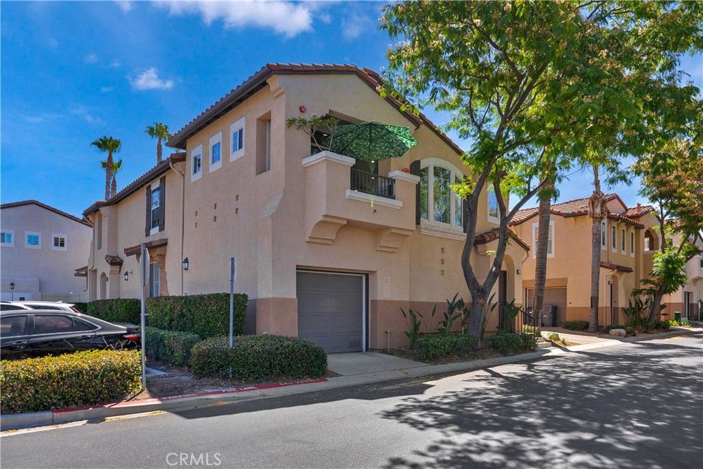 Image 2 of property listing at 39244 TURTLE BAY LANE A, Murrieta, CA 92563