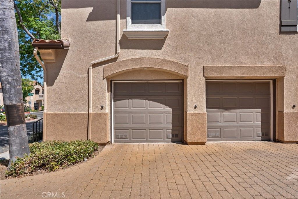 Image 4 of property listing at 39244 TURTLE BAY LANE A, Murrieta, CA 92563