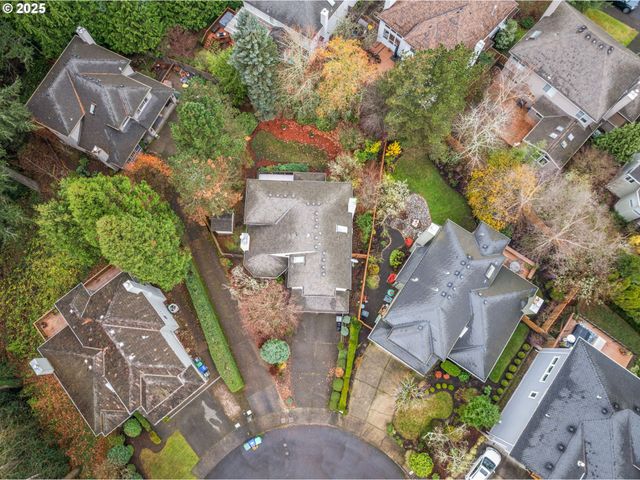 5007 Sw CANTERBURY Ln, Portland, OR 97219