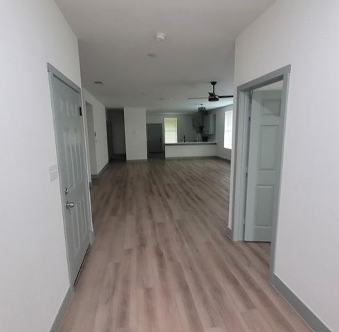 1221 Gannon Lane, Desoto, TX 75115